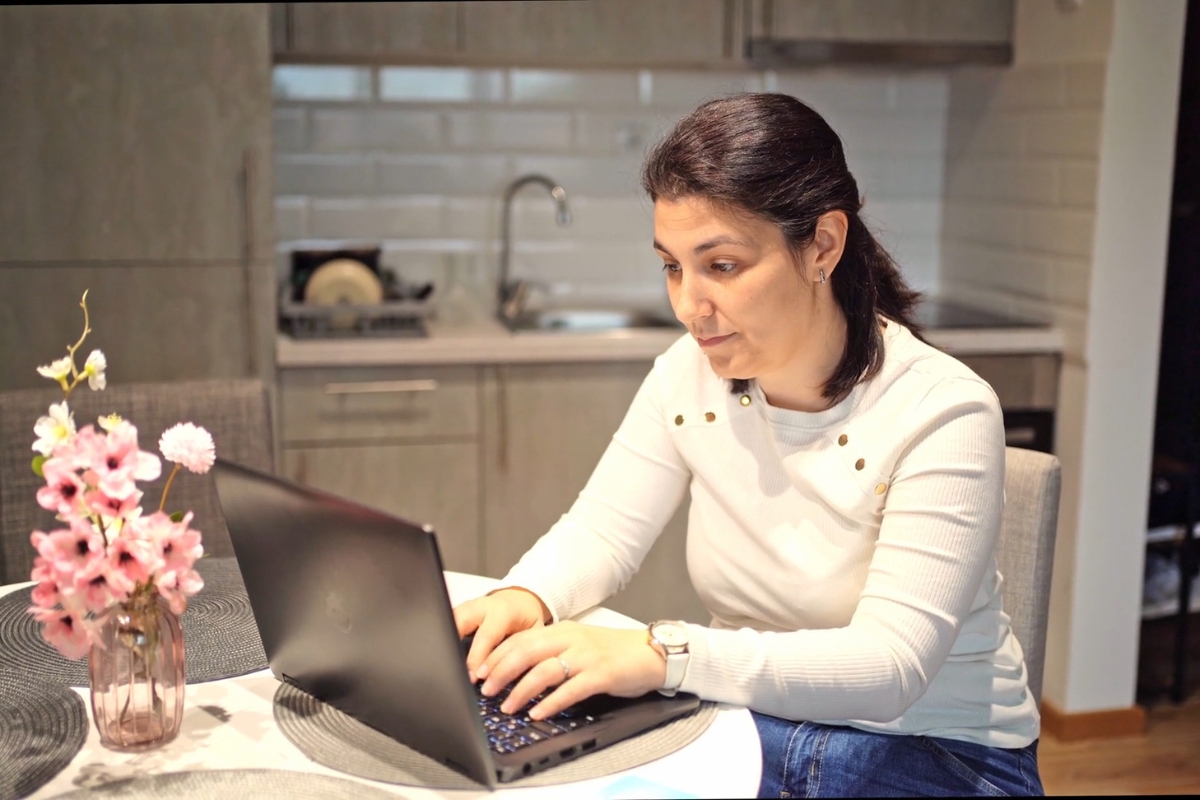 Najbolji načini zarade od kuće u Srbiji – proverene opcije za početnike